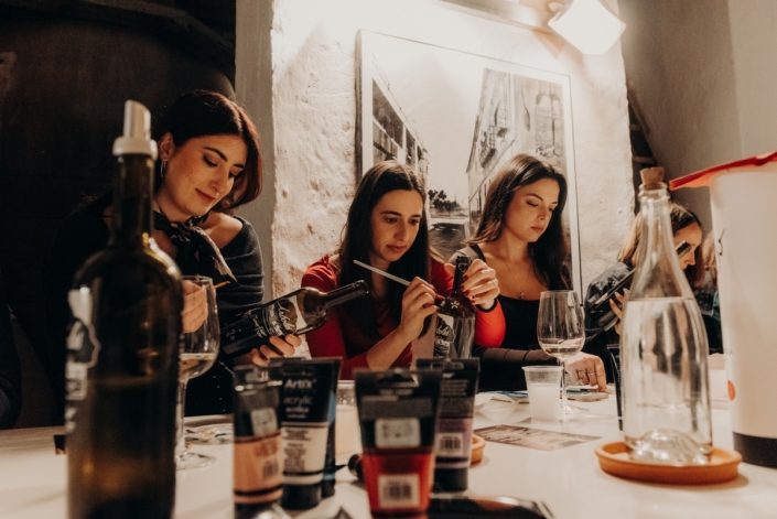 Bodegas Torres Filoso Lapitaller Botellas Pintadas-38